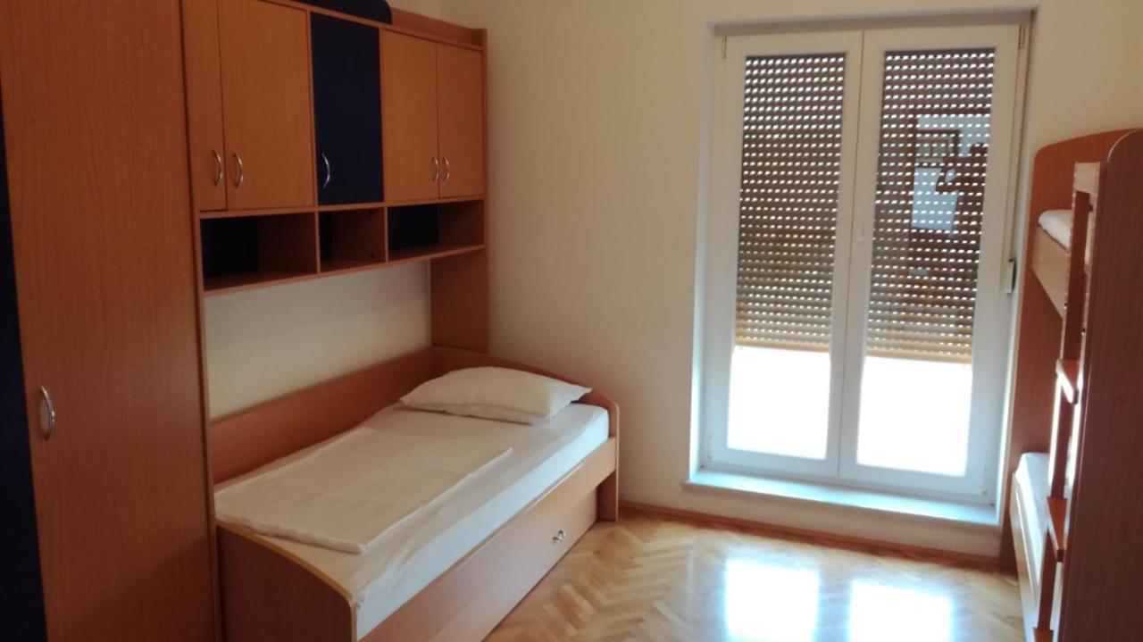 Apartma Vojkovo Koper Exteriör bild
